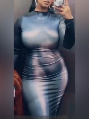 Women's Long Sleeve Black Body-Print Maxi Dress